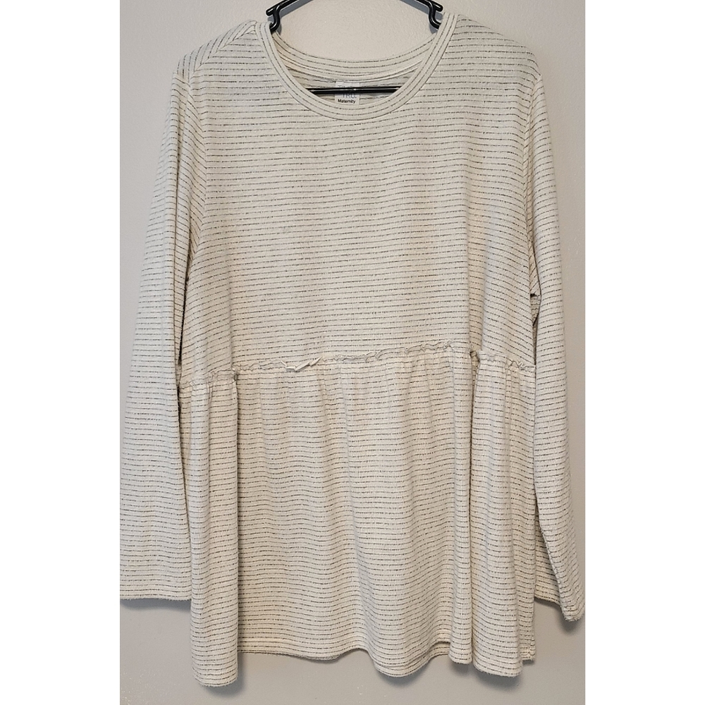Maternity long sleeve top